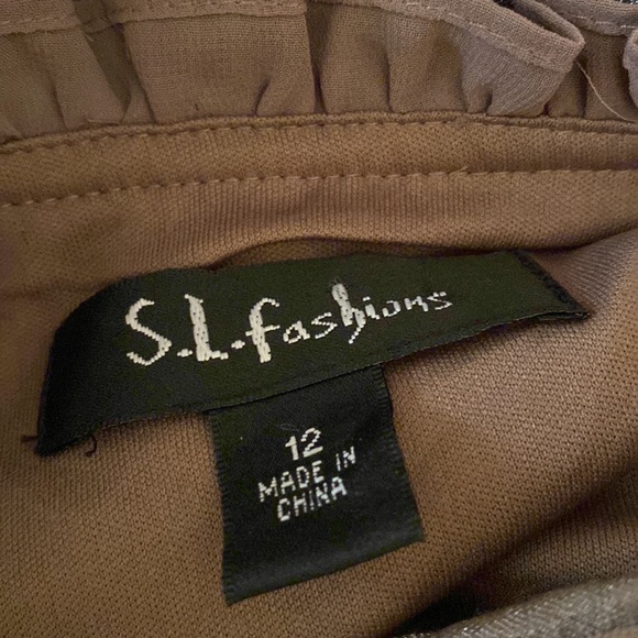 Taupe Dressy Dress 👗 - Picture 3 of 3